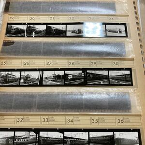 鉄道ネガ　路面電車 　古い写真フィルム約25コマ　ベタ焼き写真約25枚　昭和35年　能勢口駅　