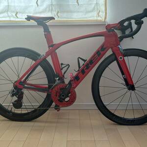 2018 TREK MADONE リムモデル　OCLV600 52サイズ