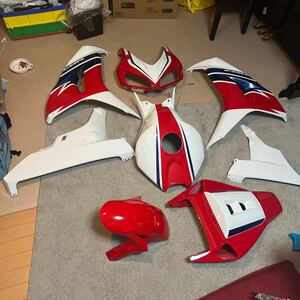 カウルセット CBR1000RR cbr1000rr 社外品カウル sc57 後期　新品