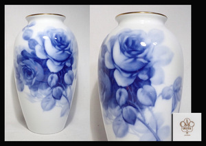 【海蛍】大倉陶園 OKURA ブルーローズ 薔薇花瓶 フラワーベース 花器 金彩 陶器 花生 花入 高さ約23cm