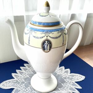 未使用 WEDGWOOD MADELEINE COFFEEPOT GLOBE マデリン グローブシェイプ コーヒーポットテーブルウェア 優雅なコーヒータイム 英国製