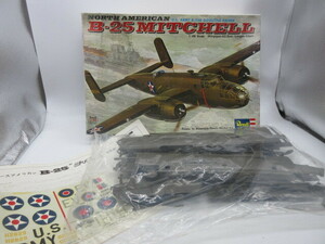 当時物 未組立プラモデル【Revell North American B-25 MITCHEL 1/48スケール プラモデル Revell社製】