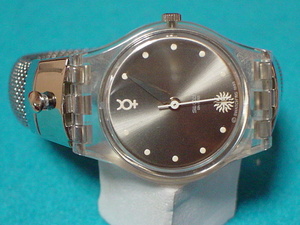 珍品　デザイン　SWATCH　SWISS　AG　１９９９　女性用腕時計　シルバー