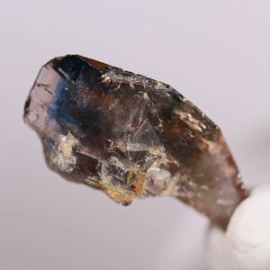 【ブルーティント】『天然アキシナイト』8.57ct(1.71g) パキスタン産 原石 鉱物 鉱石標本【4217】
