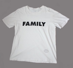 【TANGTANG】タンタン　FAMILY プリントTシャツ　白　カットソー　半袖　USED　Sサイズ　ホワイト　ブランド古着