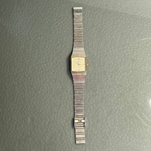 AUREOLE 腕時計　クオーツ SW-307M シルバー　レディース　メンズ　現状品　ファッション装飾　オレオーレ　四角　アナログ時計