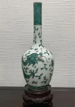No.4 中国 骨董品  大清乾隆年製 緑竜紋 長頸瓶。
