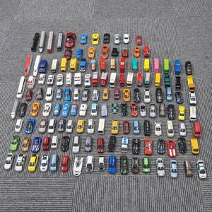 ★☆【4118】TOMICA　トミカ　チョロQ等　ミニカーまとめ　約140台 約6.9キロ 重機 パトカー 大量　ジャンク品扱い　車　おもちゃ☆★