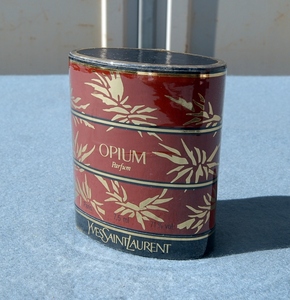 香水　（7）未開封　楕円：印籠形　YVES SAINT LAURENT イヴ サンローラン　OPIUM オピウム 　7.5ml