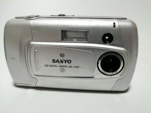 動作確認済み SANYO サンヨー DSC-X200 コンパクトデジタルカメラ　希少　レア