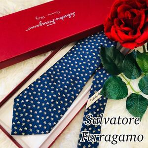 Salvatore Ferragamo サルヴァトーレフェラガモ メンズ 男性 紳士 ネクタイ ブランドネクタイ 総柄 ヤシの木 ブルー 青 剣先 9.7cm