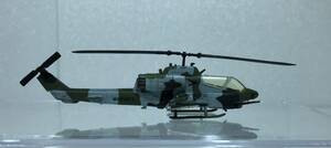 ■完成品 1/144 AH-1W スーパーコブラ アメリカ 海兵隊仕様 対戦車ヘリ ヘリコプター ♯ ワールドタンクミュージアム
