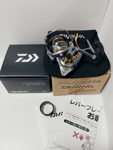 【美品】ダイワ 12 トーナメント ISO 2500H-LBD y5235