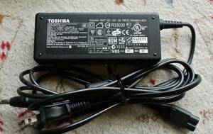 TOSHIBA純正ACアダプター PA3868U-1ACA 19V 3.95A 1セット