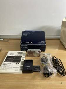 ● デジタルカメラ　Panasonic パナソニック　LUMIX ルミックス　DMC-FX01 ピンク　充電器　バッテリー付き　動作未確認