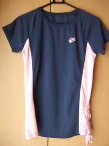 レディース古着A076■ジュニアMサイズ■紺×ピンク半袖スポーツウェアーTシャツ