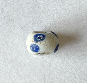 Glass Eye bead Western Asia Phoenicia c.6th-4th century B.C. D.1.1cm F