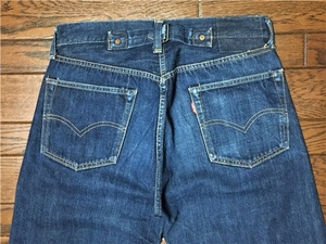 リーバイス ＬＥＶＩ’Ｓ ３７５０１ ビンテージ レプリカ ジーンズ ｗ３２ 復刻 デニム バックルバック ビッグＥ 赤耳 裾チェーンステッチ