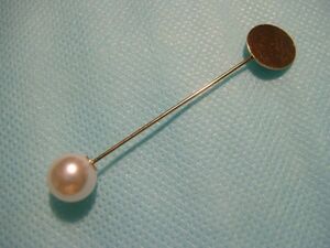 パールピンブローチ　パールビーズ直径1.1×7.5cm　ゴールド　合金　ハットピン