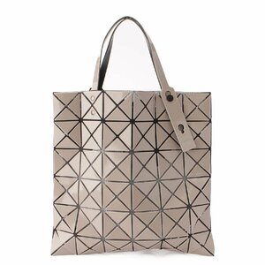 【バオバオ イッセイミヤケ】BAO BAO ISSEY MIYAKE　6×6 LUCENT ONE TONE トートバッグ BB41-AG302 グレージュ 【中古】204376