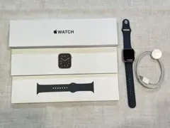Apple Watch SE GPSモデル40mm MYDY2J/A バンド付き