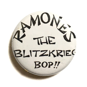 25mm 缶バッジ RAMONES The Blitzkrieg Bop! ラモンーズ 電撃バップ JOEY DEE DEE JOHNNY PUNK パンク