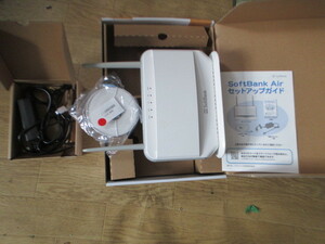 Wi-Fi　SoftBank Air エアターミナル J18W133.00　　　（O）