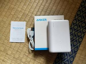 ☆ 災害に準備　Anker PowerCore 10000 (10000mAh 大容量 モバイルバッテリー) (ホワイト) 新品未使用　☆