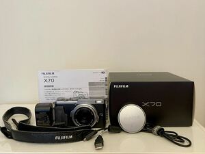 FUJIFILM X70デジタルカメラ シルバー 動作良好 付属品付き