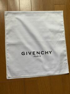 正規 Givenchy ジバンシィ付属品 保存布 白 サイズ 縦 77cm 横 35cm