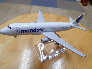 マンダラ航空(Mandala Airlines) A320／模型飛行機(ダイキャスト 製)、旅客機