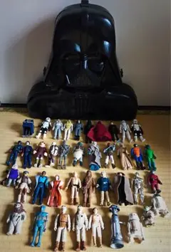Original Star Wars Figures and Case