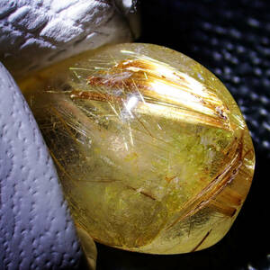 天然石 タイチン ゴールドルチル ペンダントトップ 金 風水 占い 健康 水晶 パワーストーン