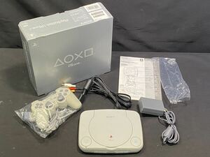 PlayStation SONY PSone ソニー プレイステーション SCPH-100 箱　コントローラー　電源コード付き　0422-36(8)