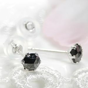 pt900 プラチナ ブラックダイヤモンド ピアス AAAクラス 人気 シンプル 0.30ct pia03pt