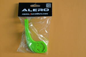 即決 新品 送料120円～ ALERO CM-142 ガーミン GARMIN 軽量 23g アウトフロント サイコン マウント ABS樹脂製 グリーン