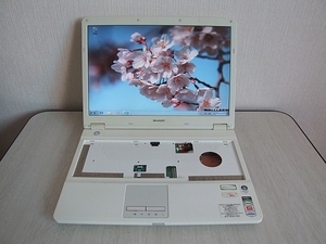 ☆ SHARP PC-FW50X (キーボード、HDD、HDDマウンタ、DVDドライブ、バッテリーなどありません） ☆a318