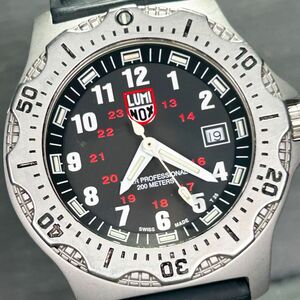 LUMINOX ルミノックス ネイビーシールズ DIVER PROFESSIONAL 8400シリーズ 腕時計 クオーツ アナログ カレンダー ダイバーズ 動作確認済