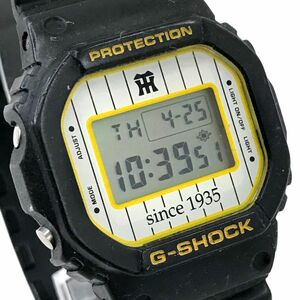 レア CASIO カシオ G-SHOCK ジーショック 阪神タイガース 2005年優勝記念モデル 腕時計 クオーツ DW-5600VTTORA-1T デジタル 動作確認済み