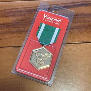 沖縄 米軍実物 VANGUARD FS MEDAL ANODIZED NAVY MARINE COMMENDATION メダル リボン 勲章 記念 (管理番号TU43)