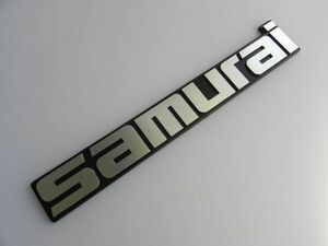 ★ジムニー Jimnyに 海外仕様サムライ◆スズキ純正/SAMURAI エンブレム JB64W/JB74Wに ステッカーSJ413☆SJ30,JA71,JA11に