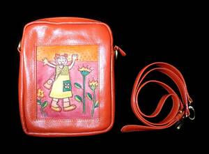 インドネシア・女性画家が細工を施した絵画風牛革製バッグ（朱色）