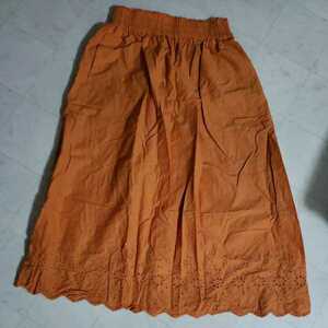 ユニクロ　ロングスカート オレンジ系　Mサイズ
