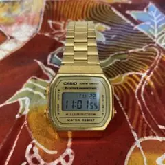 CASIO ゴールド 腕時計