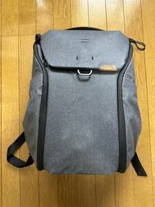 【中古】【美品】ピークデザイン/Peak Design エブリデイバックパック 30L チャコール