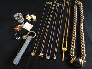 ＊100円～【訳あり】ジャンク品 GIVENCHY/Courreges/SWAROVSKI/COACH/VB/MONET/他 有名ブランド アクセサリー色々 11点セット＊T-20