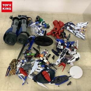 1円〜 訳あり ジャンク 組済プラモデル ガンダムエクシア、クスィーガンダム 他