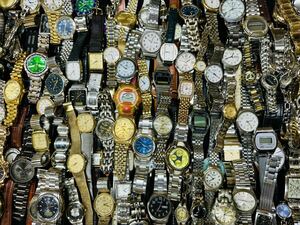 腕時計 大量 約400点 セット まとめて 時計 SEIKO CITIZEN CASIO KENZO NIVADA ELGIN ROVEN DINO agnes.b ALBA AUREOLE 等 ジャンク F225
