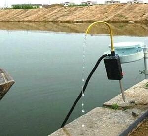 ポンプ　水　電池式　自動 汲み上げポンプ　給水 排水 船 ボート 釣り キャンプ アウトドア 海 河 川 湖 TEC-KUMIPD【・一部地域除く】