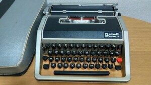 olivetti オリベッティ 昭和レトロ 当時物 タイプライター LetteraDL